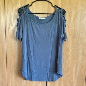 Gray top with cutout sleeves